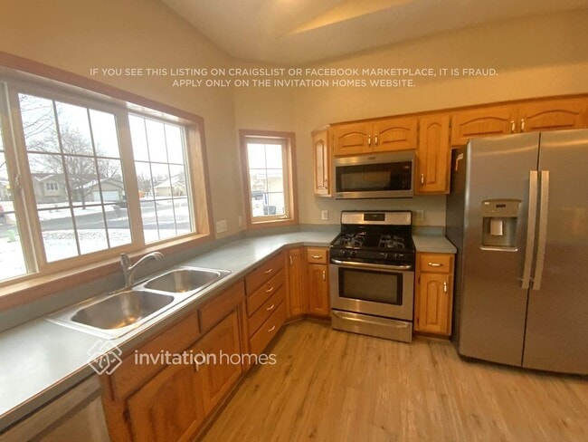 Photo - 12272 Quinn St