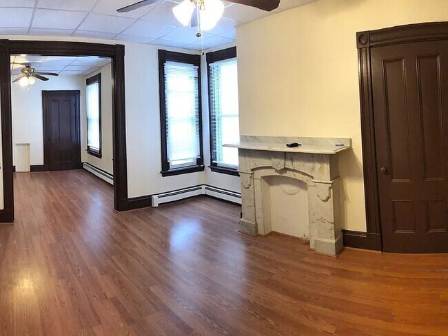 Photo - Cozy 1.5-Bedroom in a Vibrant East Boston Neighborhood Unidad 2