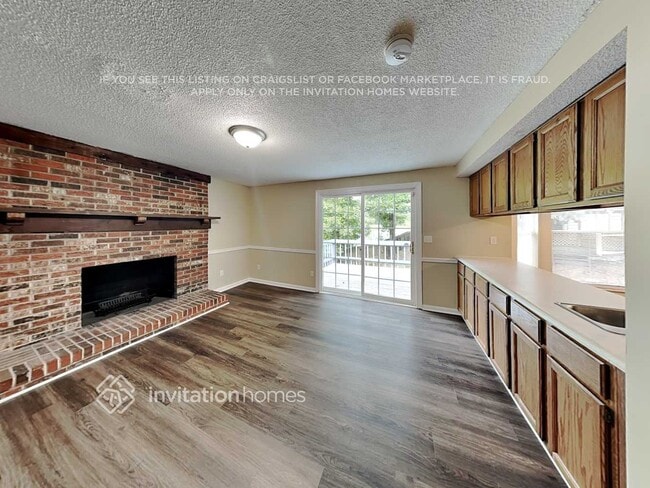 Photo - 7501 Batavia Ln