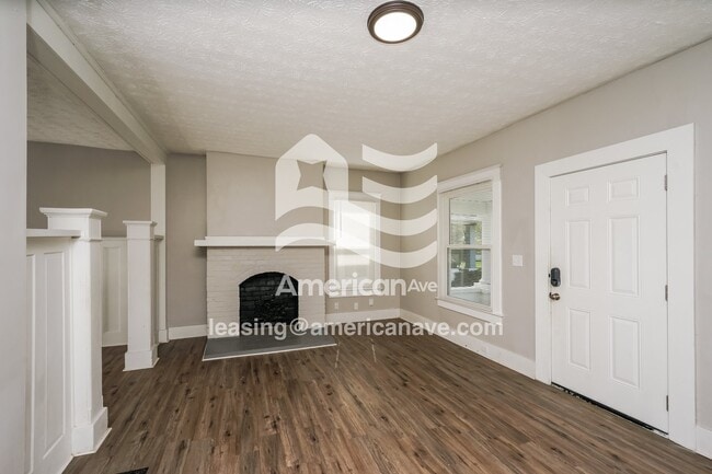 Photo - 515 W Whitney Ave