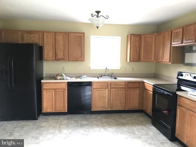 Photo - 4877 Stump Rd