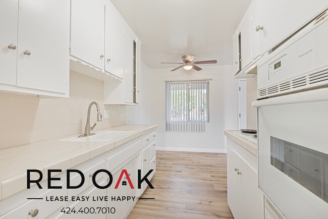 Photo - 16711 Civic Center Dr Unit 7