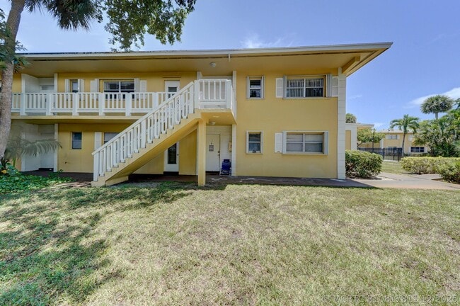 550 SE 2nd Ave Unit G27