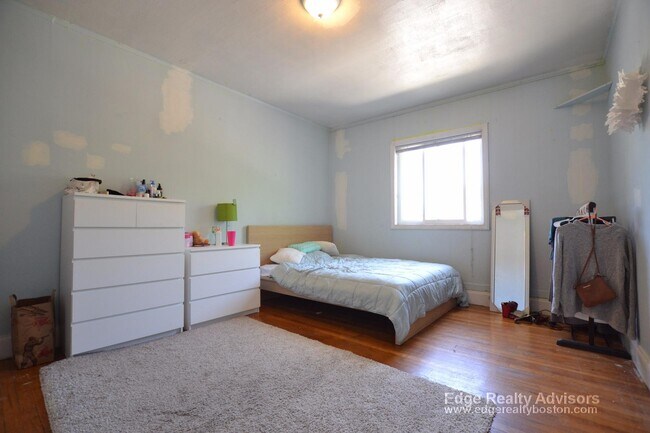 40 Orchard Rd Unit 2