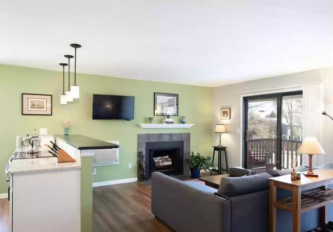 Photo - CHARMING 2 Bed 2 Bath Condo in Boulder - Available August 7th! Unit 201