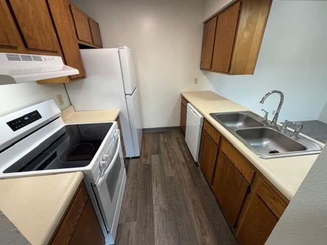 Photo - 2211 Spansail Dr Unit 22