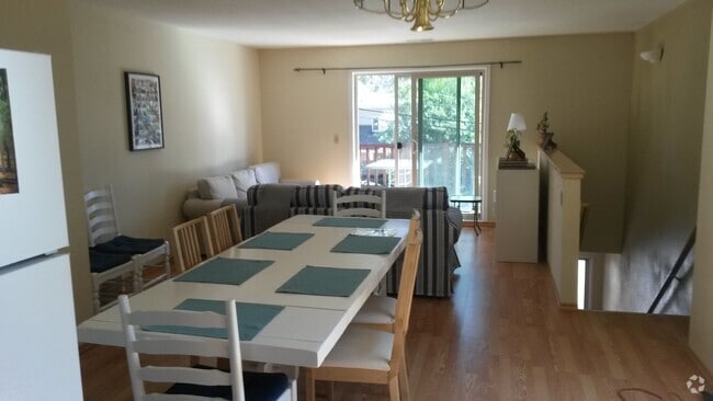 Building Photo - 808 Northwood Blvd Unit #1 Rental