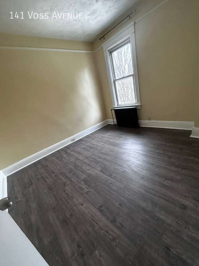 Building Photo - 141 Voss Ave