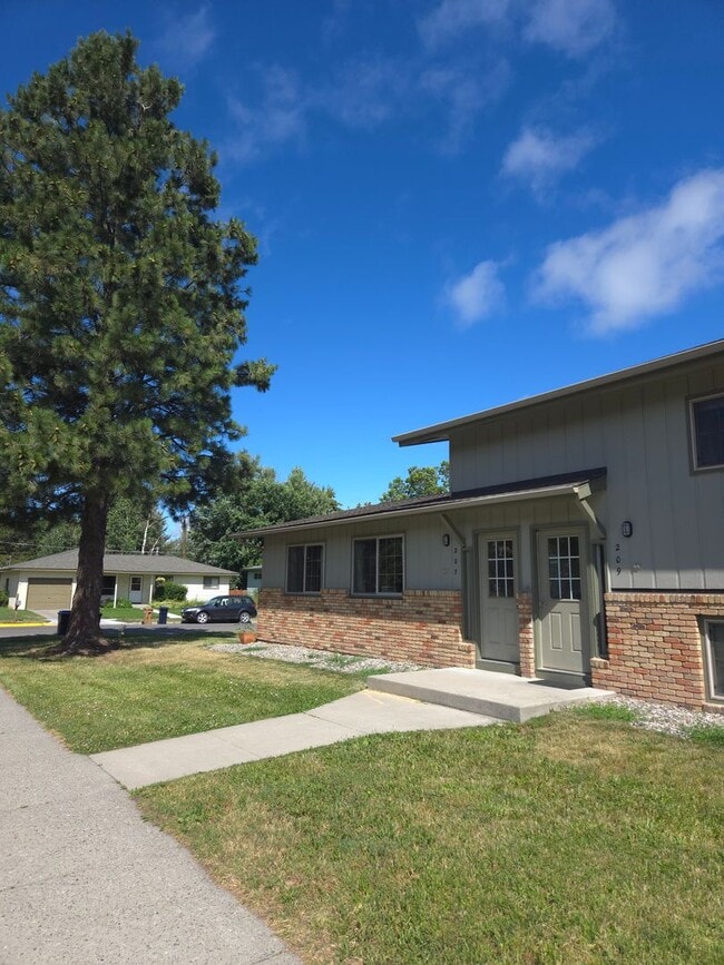 Photo - E. E Garfield St Unit 207