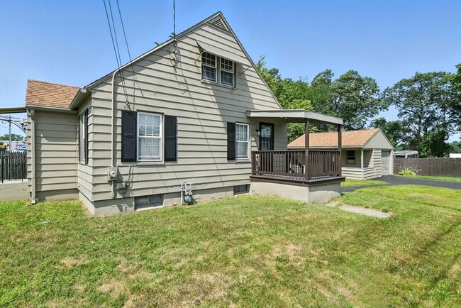 Photo - 1118 Boston Rd Unidad 1