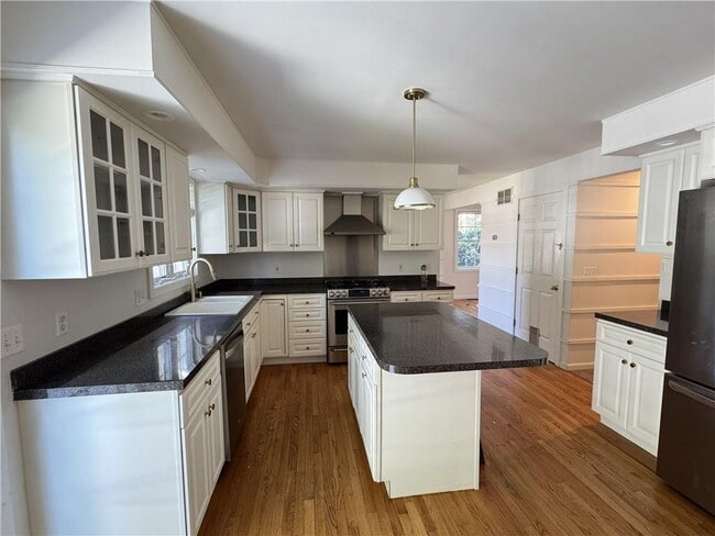 156 Mt View Ave