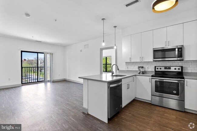 Building Photo - 303 McMechen St Unit 100 Rental