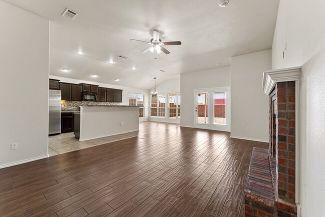 Photo - 716 Duke Ave