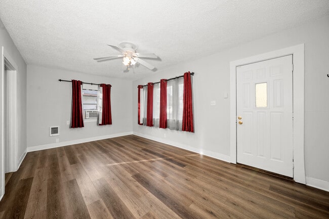 Photo - 214 E Euclid Ave