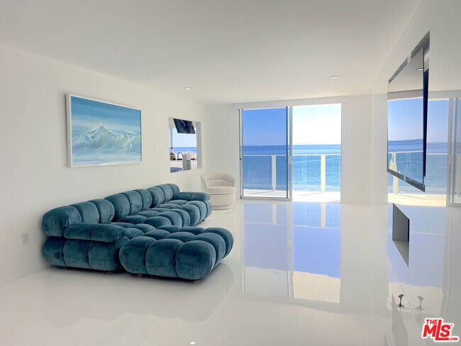 Photo - 22548 Pacific Coast Hwy Unit 203