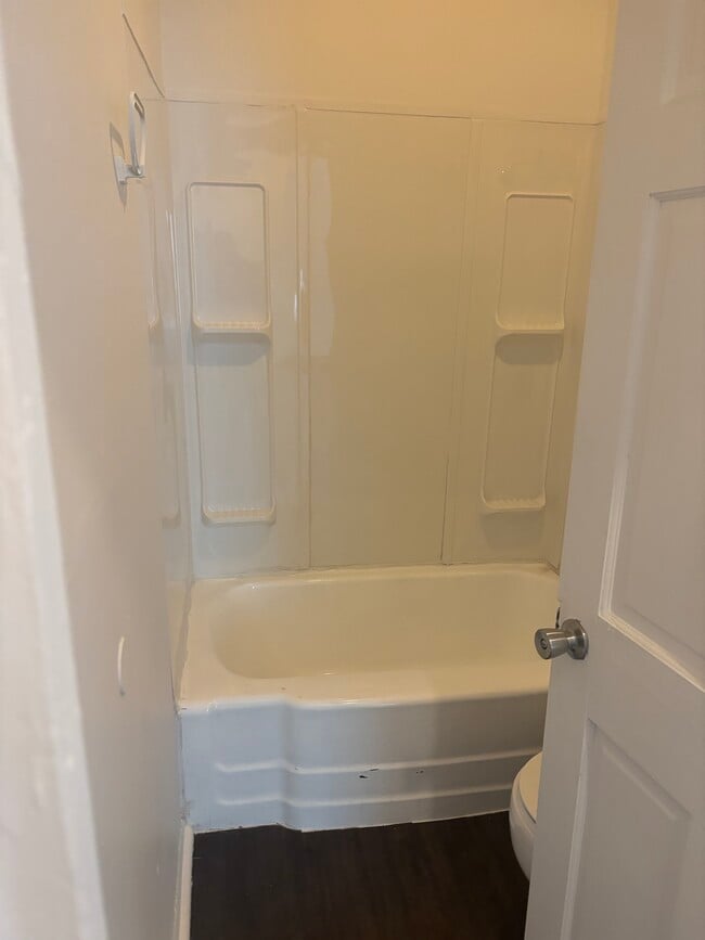 Photo - 1917 NE 25th St