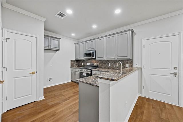 Photo - 1045 Rodin Ln