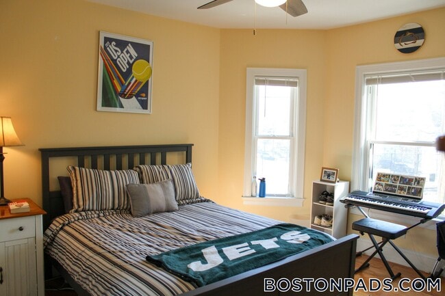 Photo - 118 Holland St Unit 2R