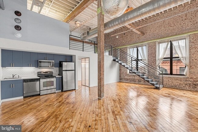 Building Photo - 428-40 N 13th St Unit 6D