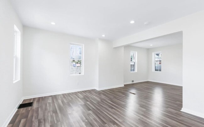 Photo - Coming Soon! 3 bedrooms 2.5 bath Home located in Lancaster Pa