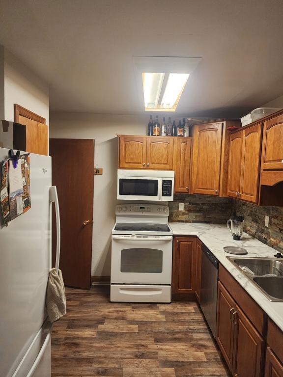 Photo - 100 Clover Ct