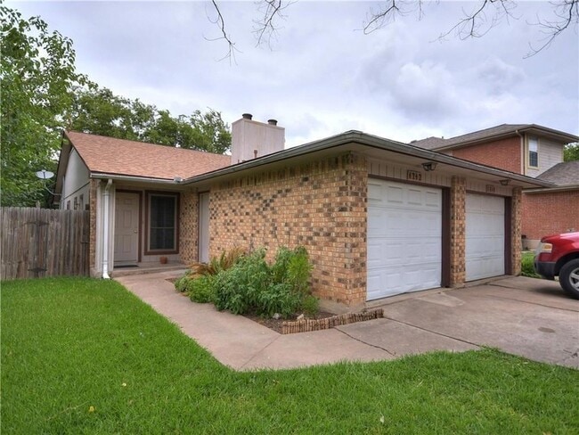 Building Photo - 1714 Rawhide Loop