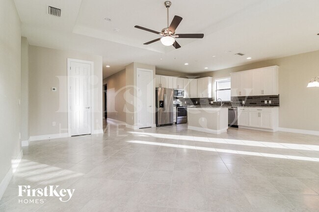 Photo - 3521 E Hampton Cir