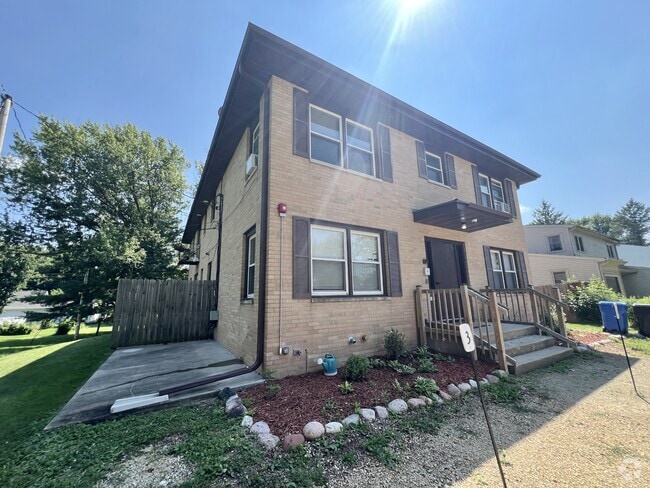Building Photo - 290 Orchard Dr Rental