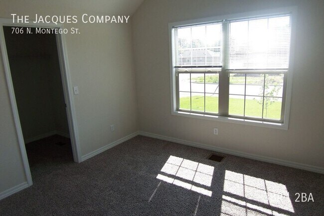 Photo - 706 N Montego St