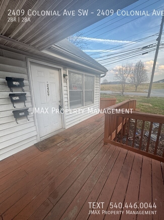 Building Photo - 2409 Colonial Ave SW Unit 2409 Colonial Ave