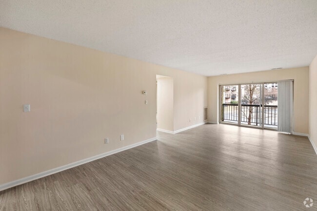 101 North Ripley Apartments
