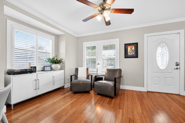 Photo - 1017 12th Ave N