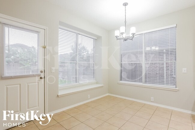 Photo - 5411 Baldwin Elm St