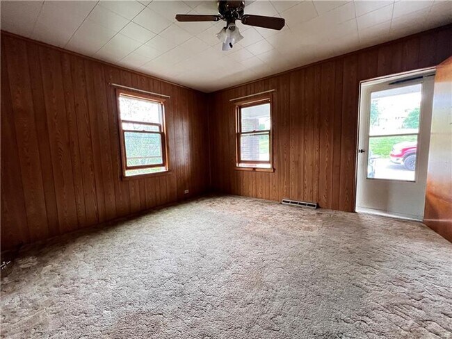 Photo - 39 Becker St