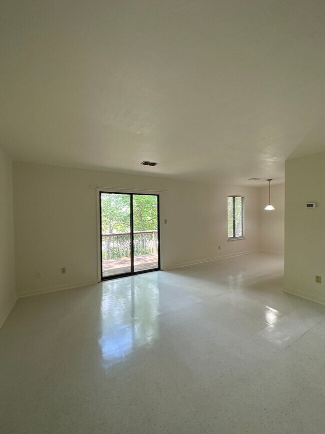 Photo - 3708 Donovan Dr Unit 3708 Donavan Drive  C