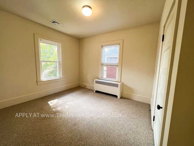 Photo - 310 Manor Ave Unit B