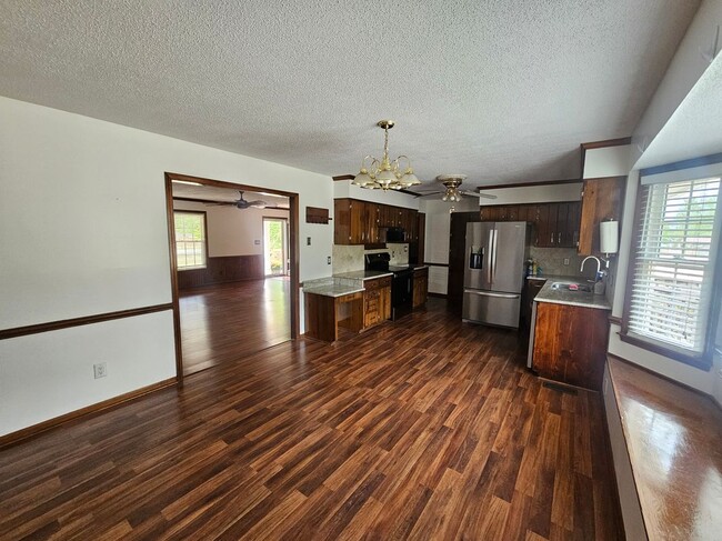 Photo - 7522 Marie Dr
