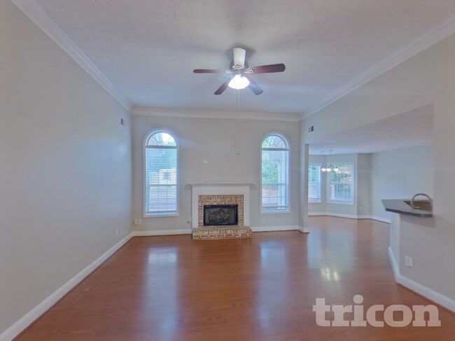 Photo - 122 Ivy Trce