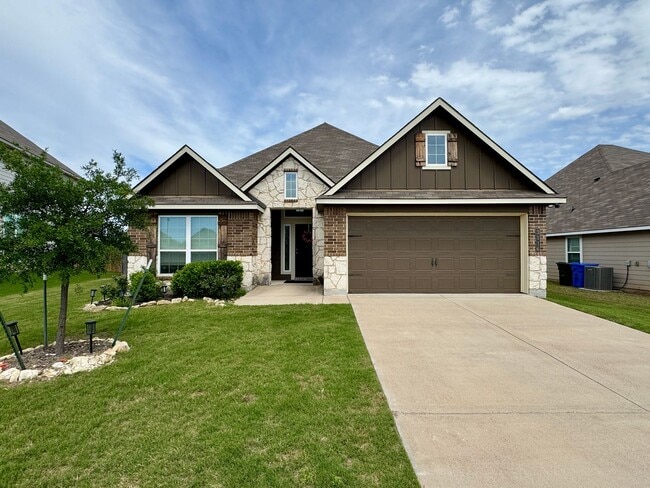Luxury Home in Park Meadows | Midway ISD - Luxury Home in Park Meadows | Midway ISD