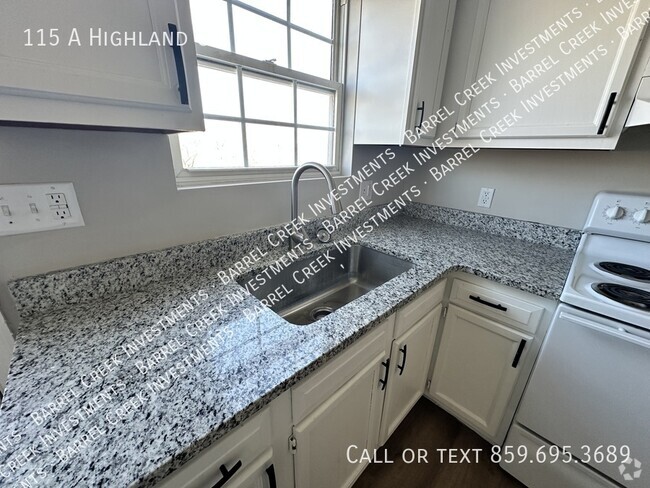 Building Photo - 115 A Highland Ct Rental