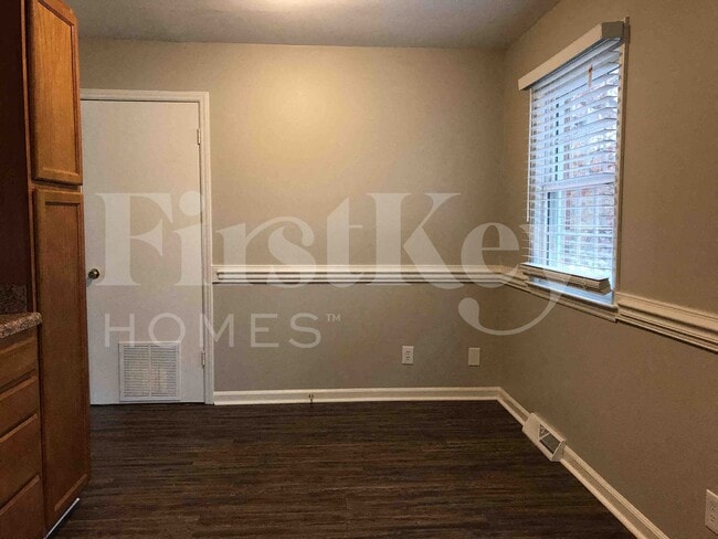 Photo - 4114 Farmbrooke Dr