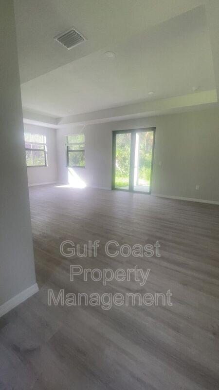 Photo - 1926 Marlay Ave