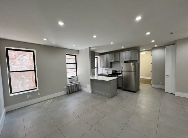 Photo - 520 Crown St Unit 201