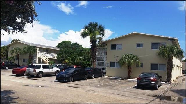 Photo - Beezy - 1751 NE 31 St