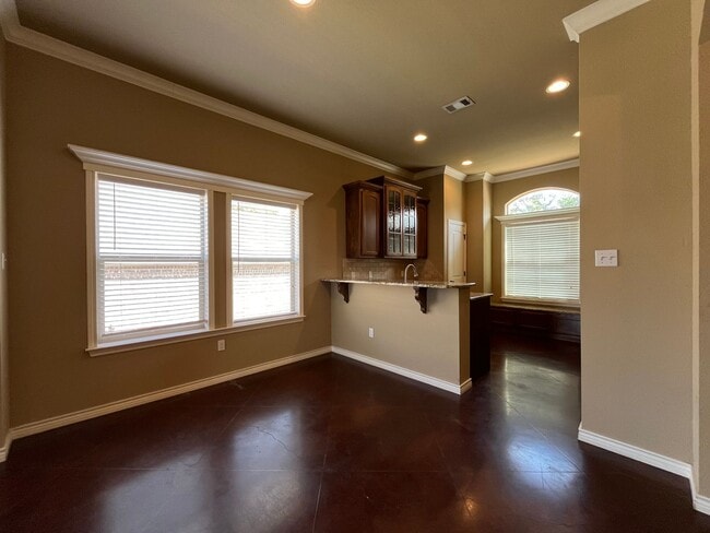 Photo - AVAILABLE NOW:  3 bedroom house