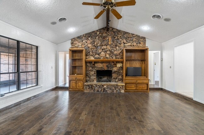 Photo - 10492 Strittmatter Rd