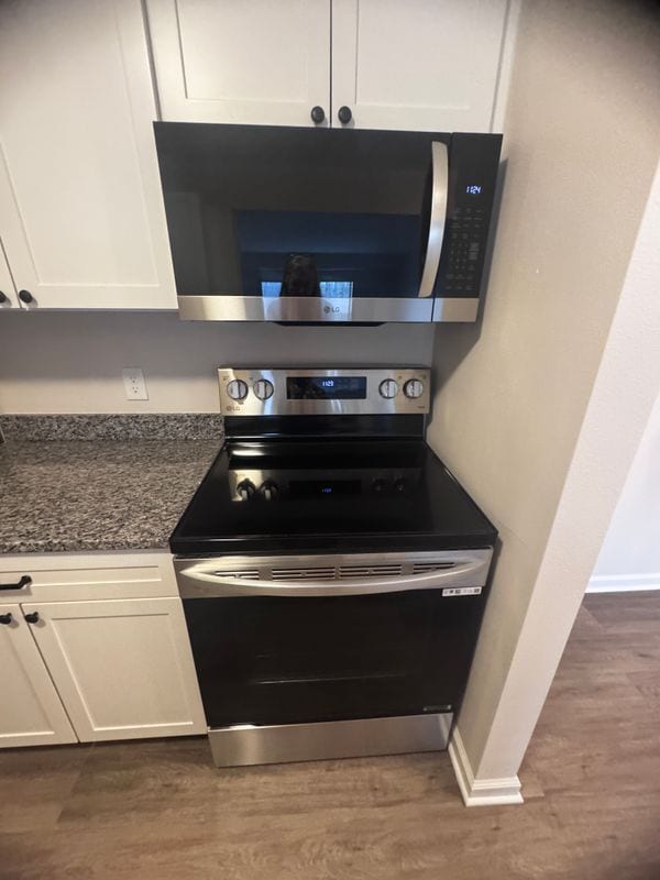 Photo - 14208 Pinehurst Ln Unit 14208