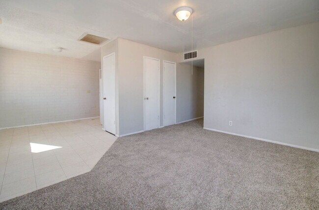 342 W Taylor Ave
