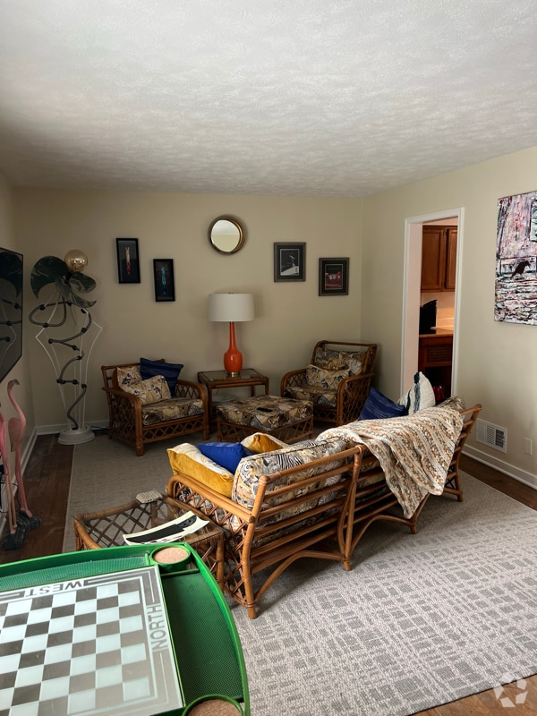 Building Photo - 1904 N 56th St Rental