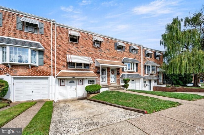 Building Photo - 3595 Oakhill Rd Rental